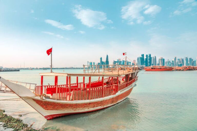 Doha city tour and Dhow boat ride. Things to do in Doha