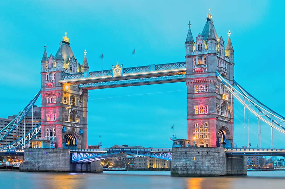 London Westminster to Tower Bridge River Thames Cruise